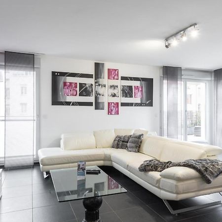 Le 7 De Coeur - Grand T4 Avec Balcon Lyon Exterior photo