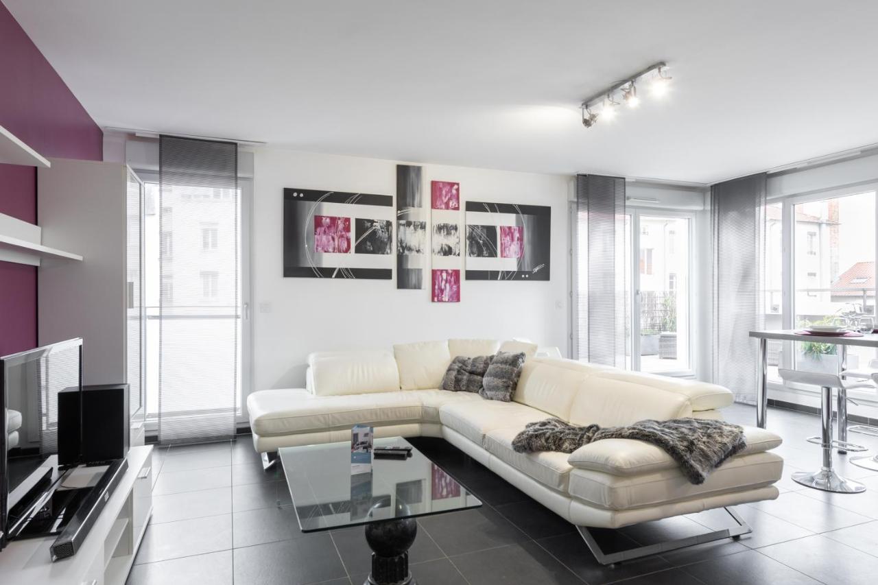 Le 7 De Coeur - Grand T4 Avec Balcon Lyon Exterior photo